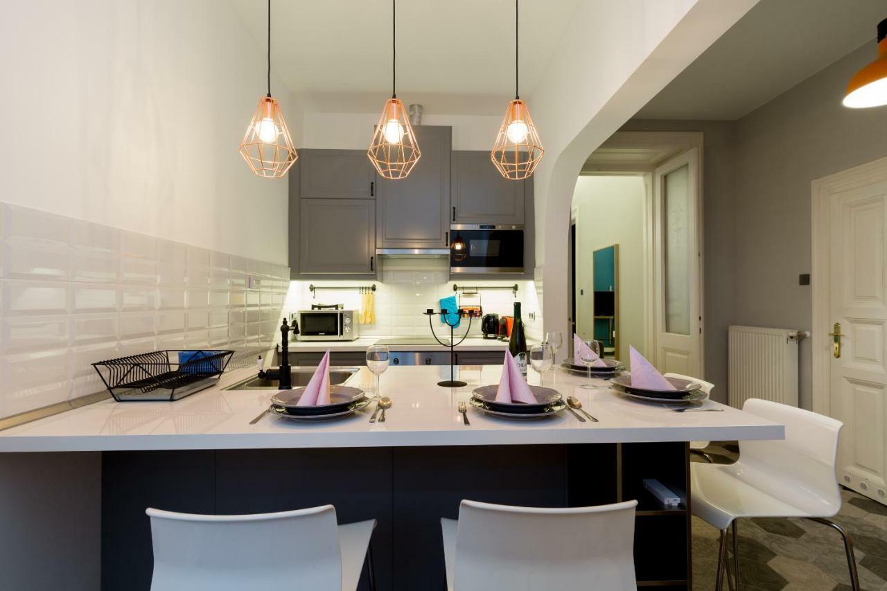 Luxury Twin 1-Bedroom In Kazinczy Street Budapest Ngoại thất bức ảnh