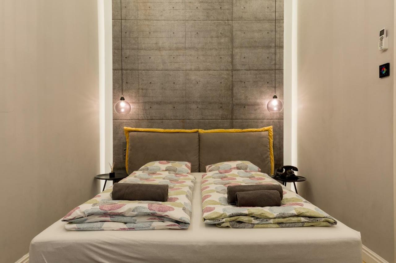 Luxury Twin 1-Bedroom In Kazinczy Street Budapest Ngoại thất bức ảnh
